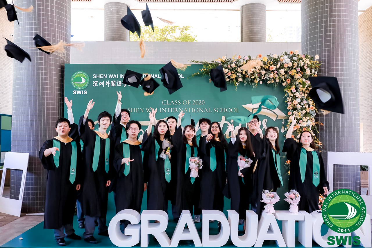Swis Holds Graduation Ceremony Eyeshenzhen