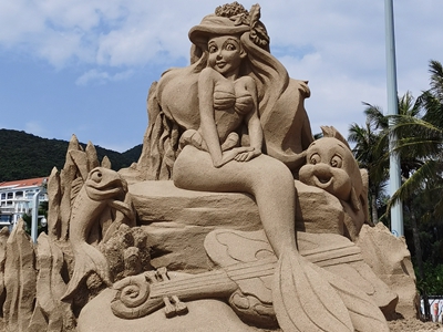 Dameisha sand sculptures present aquatic life