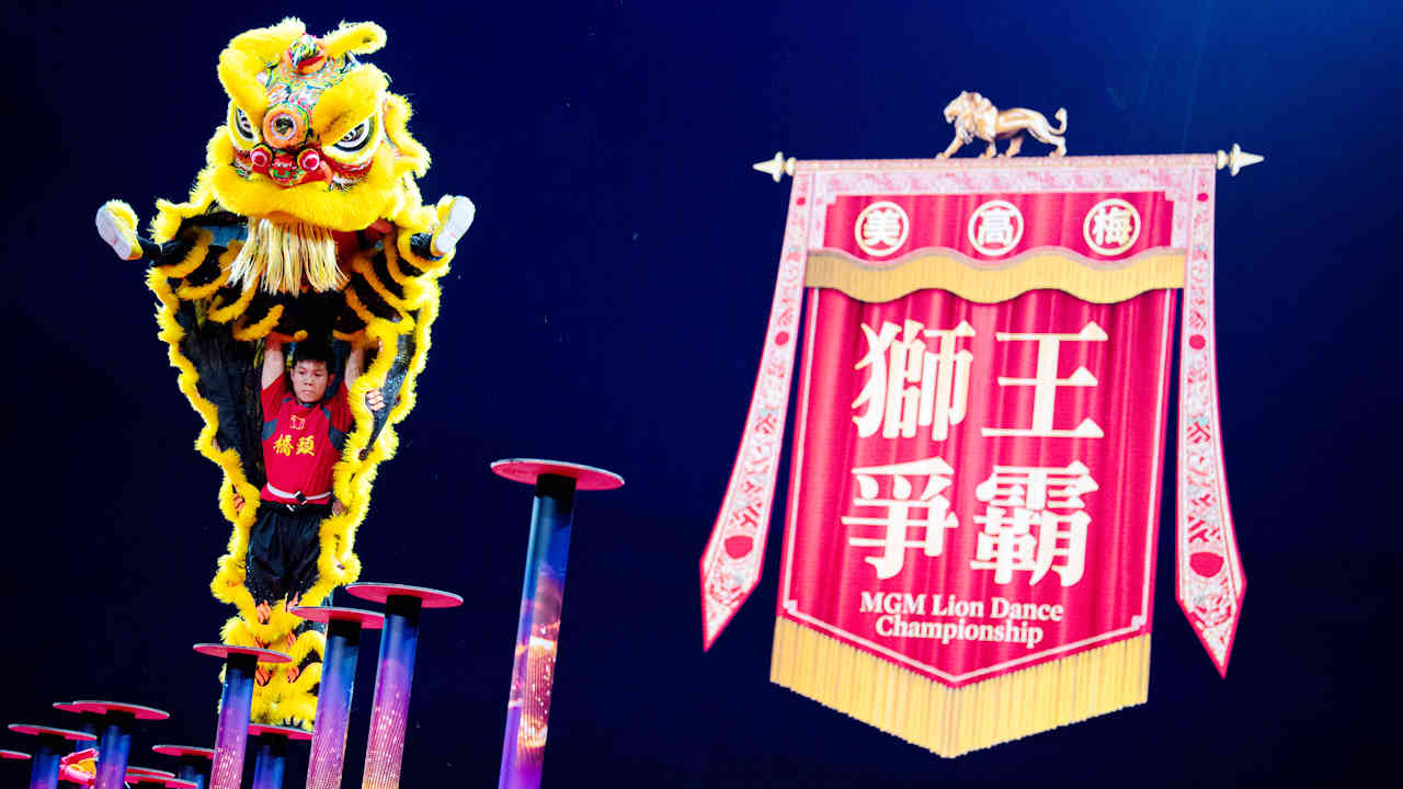 SZ team competes in Macao lion dance championship