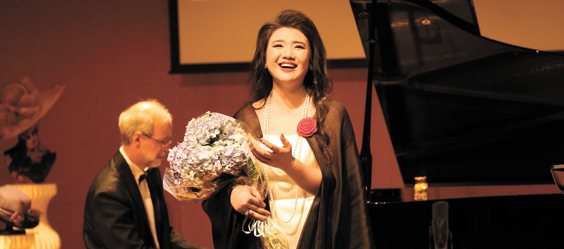 Romantic concert portrays Chanel's multifaceted life