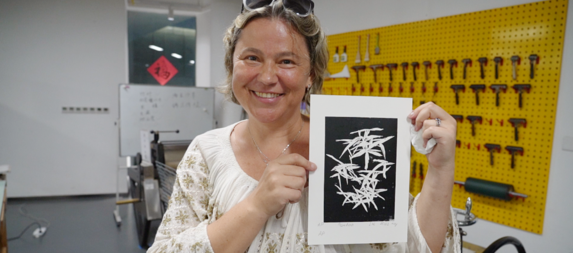Expat experts visits Guanlan Print Village