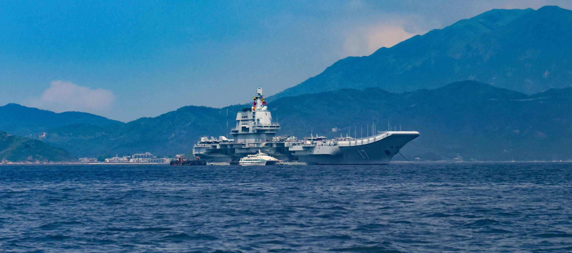 HK greets 'Shandong' carrier with ceremony and pride