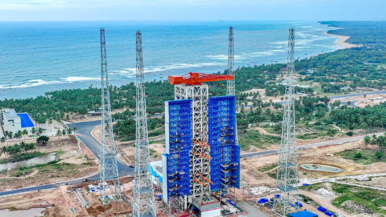 China's first commercial spacecraft launch site ready_EYESHENZHEN