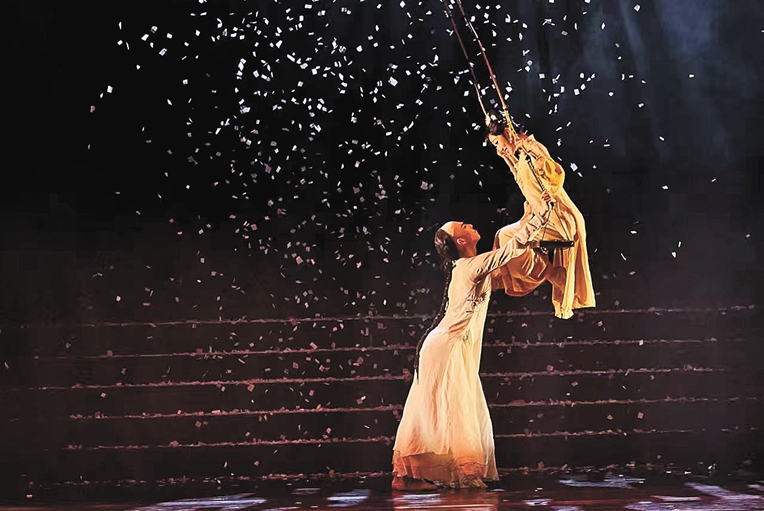 Experience Chinese dramas at Intl. Theater Life Season | EYESHENZHEN